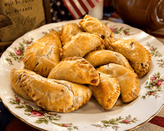 Liberty & Providence Colonial Apple Hand PIes - Chavamade
