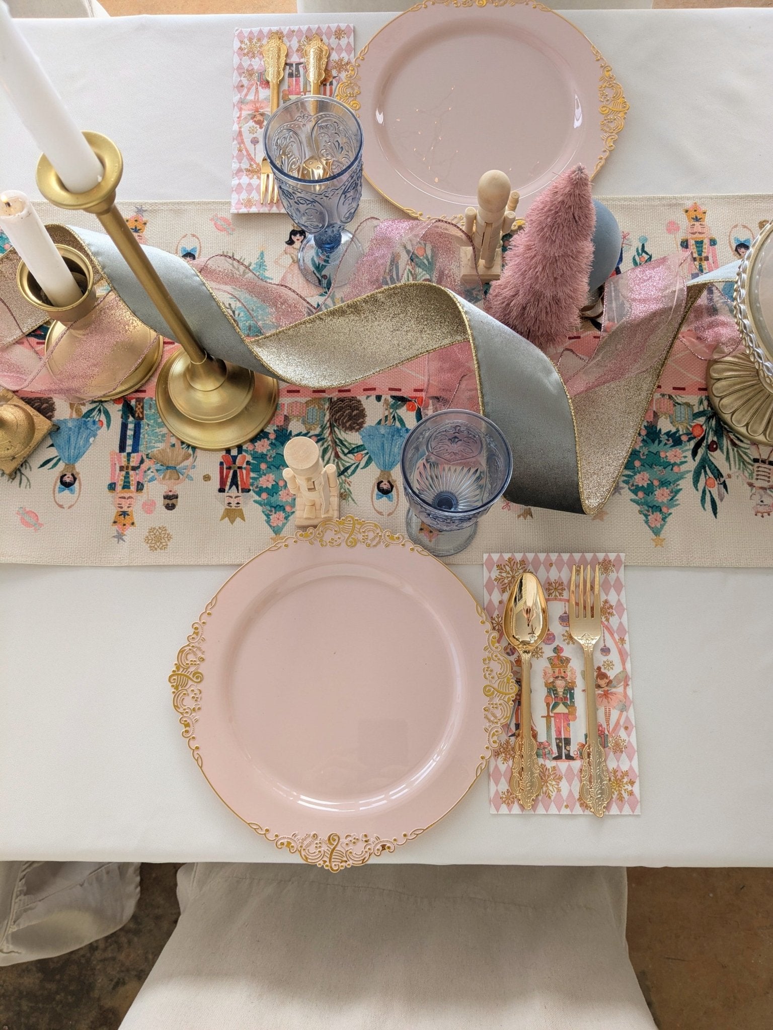 Nutcracker Party - Chavamade